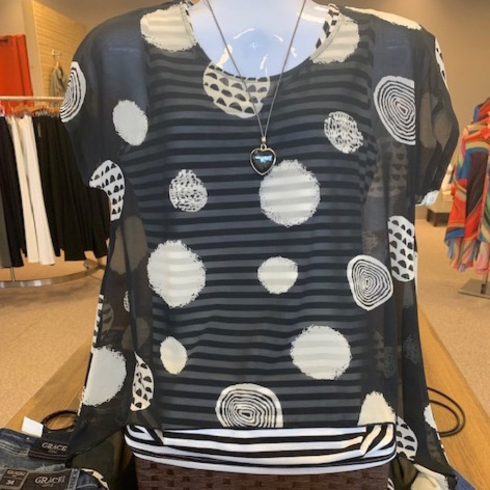 Radzoli 2-Piece Top Black and White